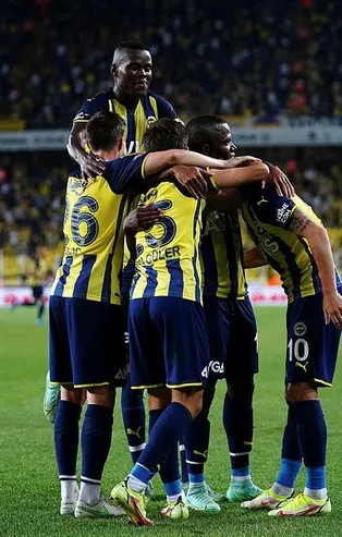 Son dakika: Fenerbahçe'nin Helsinki maçı kamp kadrosu belli oldu