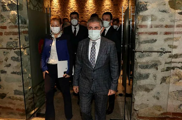 1639282816376.jpg İş dünyasına güven mesajı! Bakan Nureddin Nebati iş dünyası temsilcilerine yeni ekonomi modelini anlattı-5