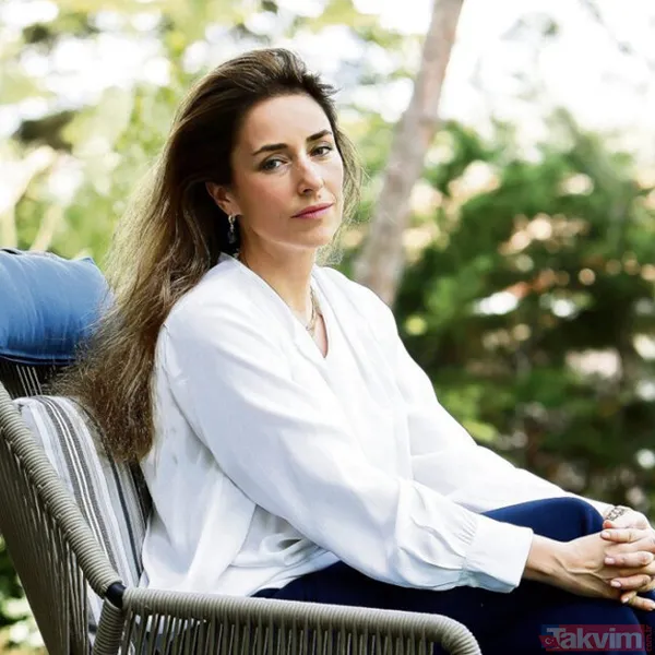 Yeşilçam yıldızı Gülşen Bubikoğlu’nun gözünden sakındığı kızı bakın kim! Meğer Arka Sokaklar'ın yıldızı İlker İnanoğlu’nun kardeşi... - 21