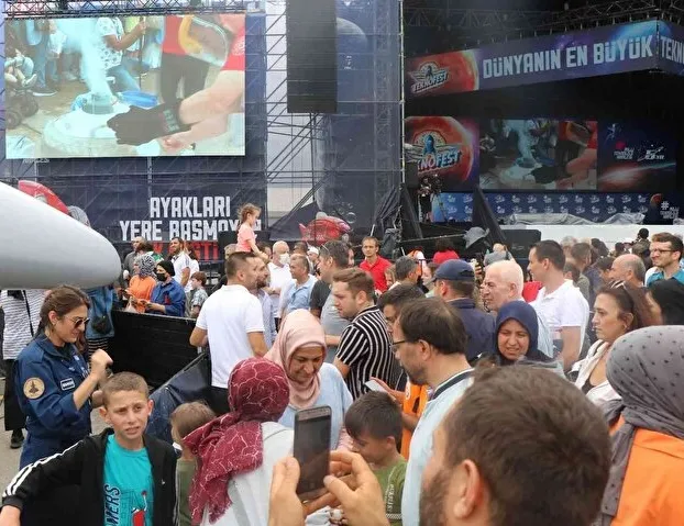 TEKNOFEST’e vatandaş resmen akın etti!