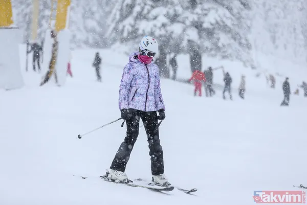Uludağ'da kayak sezonu açıldı! Yerli ve yabancı turistlerin keyifli anları - 11