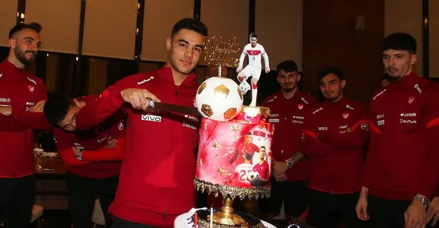 A Milli Takım’da Ozan Kabak’ın doğum günü kutlandı