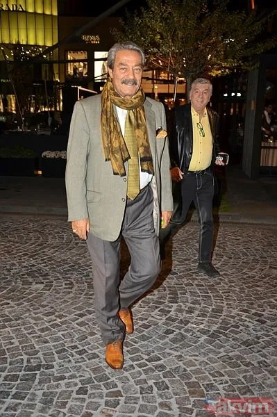 Pıhtının Beyin Damarı Tıkanıklığına Sebep Olduğunun Anlaşılmasının Ardından Ameliyata Alınan Kadir İnanır, Tedavisinin Ardından Hayati Tehlikeyi Atlatmıştı.