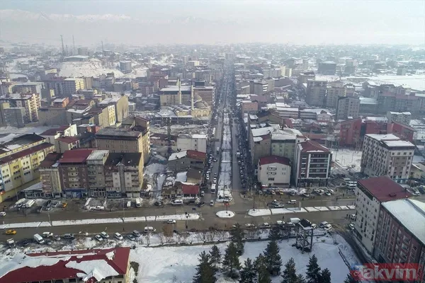 SON DAKİKA: PKK'yı HDP'yi rahatsız eden fotoğraf! Yüksekova'nın eski halinden eser yok - 7