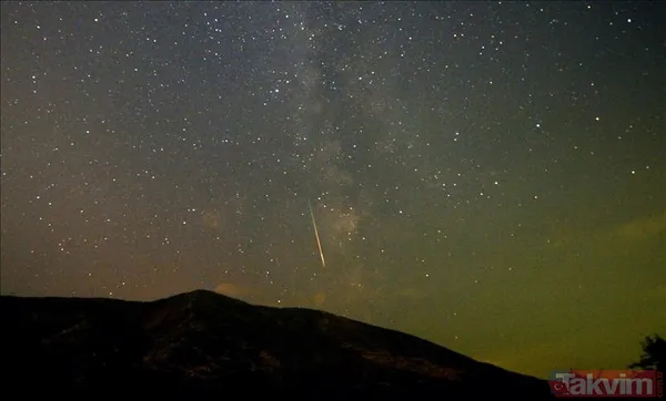 🌌 En Yoğun Gözlem 21 Ekim Gecesi Astronomlar, 21 Ekim Salı'yı 22 Ekim Çarşamba'ya Bağlayan Geceyi, Meteor Yağmurunun En Yoğun Gözlemleneceği Zaman Olarak...