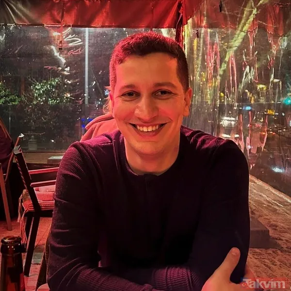 Karizma genetik! Eşref Rüya’nın yıldızı Çağatay Ulusoy’un abi-kardeş pozu sosyal medyayı salladı - 13