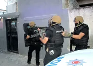 Adanada PKK operasyonu! DBP il binasında gençlere PKK eğitimi