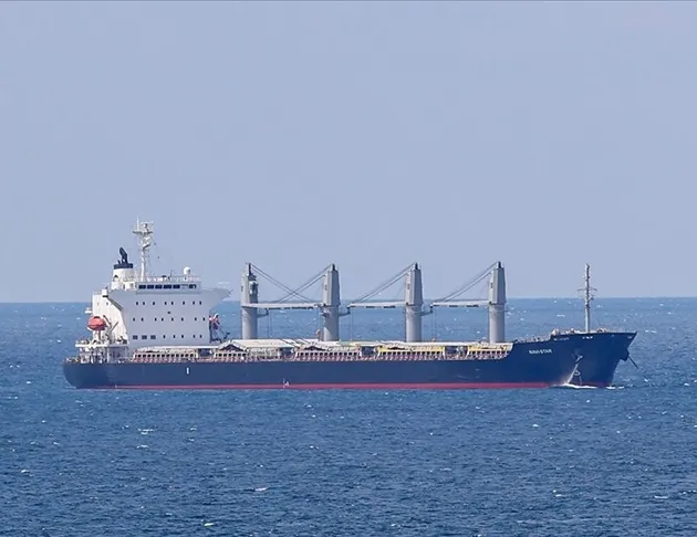 Tahıl sevkiyatı hızlandı! 4 gemi daha yola çıktı