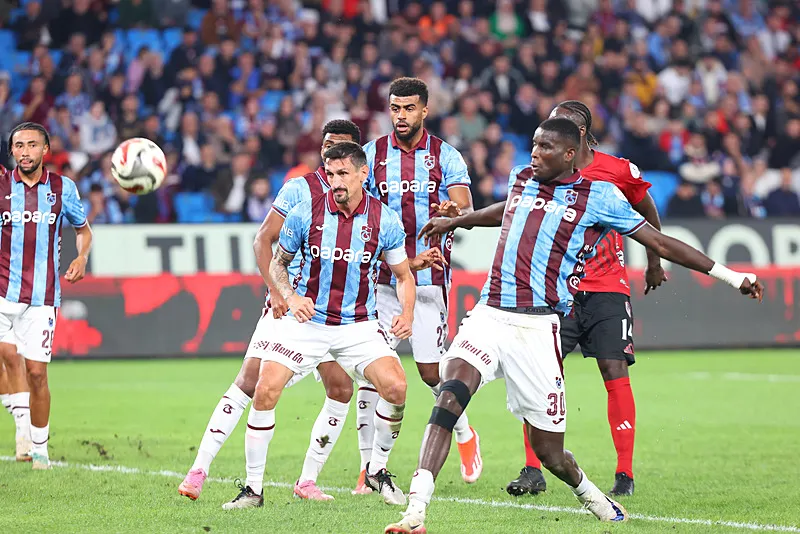 Trabzonspor - Gaziantep FK maçı sonrası flaş sözler! "Böyle gitmez Fatih hoca" - 8