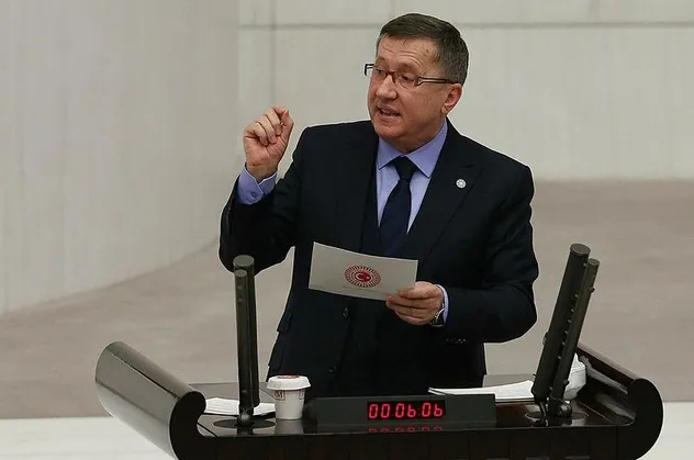 İyi Partili Lütfü Türkkan'ın İslam’ı ve Peygamberimizi hedef alan alçak iftiralarına sert tepki