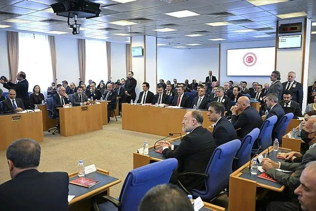 cumhurbaskani-yardimcisi-cevdet-yilmazdan-tek-hane-enflasyon-aciklamasi-tum-politika-araclari-kararlilikla-kul-1697818947062.jpeg Cumhurbaşkanı Yardımcısı Cevdet Yılmaz'dan tek hane enflasyon açıklaması: "Tüm politika araçları kararlılıkla kullanılmaya devam edilecektir"-6