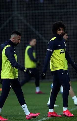 Fenerbahçe'den flaş koronavirüs kararı! Futbolcular evden çalışacak!