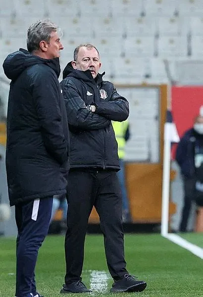 besiktas-teknik-direktoru-sergen-yalcin-kayserispor-maci-sonrasi-konustu-bizim-maclarda-rakip-oyuncular-neden-atilmiyor-1619298392191.jpeg Beşiktaş Teknik Direktörü Sergen Yalçın Kayserispor maçı sonrası konuştu: Bizim maçlarda rakip oyuncular neden atılmıyor-4