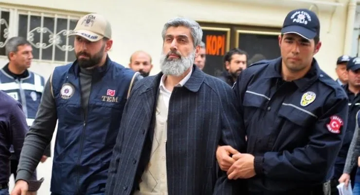 iskence-yaptilar-orgut-avukatiyla-dosyayi-kararttilar-1787793666378.jpeg Alparslan Kuytul örgütünün sosyal medya hakaret tuzağı deşifre oldu: 370'i aşkın dava dosyası belgelendi-4