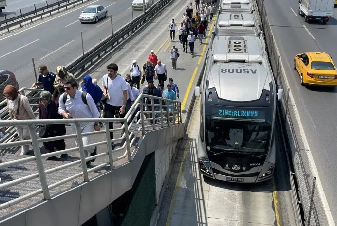 Halk, İETT şoförlerinin klima açmamasından dertli