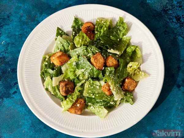 Izgara Tavuk Şiş Ve Karabuğday Salatası Izgara Tavuk Yüksek Protein İçeriği İle Kas Yapımını Desteklerken, Düşük Karbonhidratlı Karabuğday Salatası İse Vücudun...