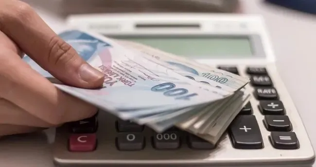emeklilere-taban-aylik-23-bin-552-liraya-yukseliyor-1783980189239.jpeg Emeklilere taban aylık 23 bin 552 liraya yükseliyor: İşte yeni maaş tablosu-3