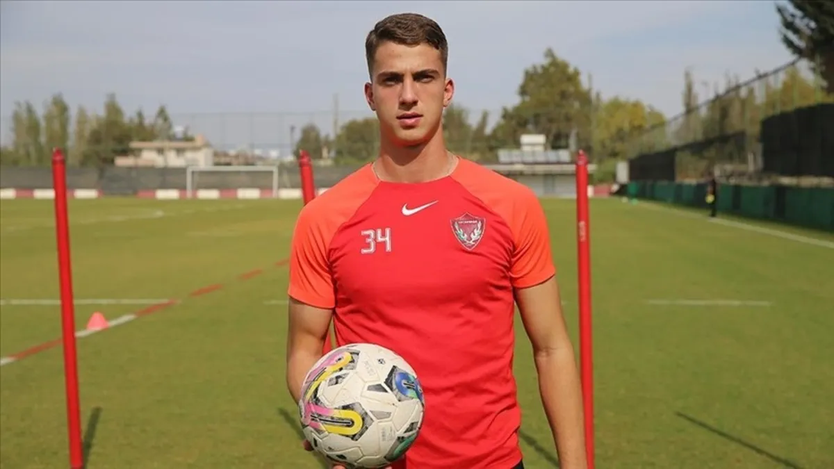 Okan Buruk onayı verdi: Aslan yeni golcüsünü Süper Lig'de buldu