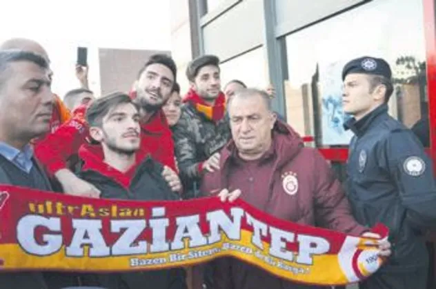 Aslan’ın yara sarma maçı