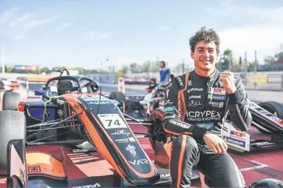 buksayi-lense-kaptiran-besiktas-caicedoyu-istanbula-davet-etme-karari-aldi-1653864499848.jpeg Buksa'yı Lens'e kaptıran Beşiktaş Caicedo’yu İstanbul’a davet etme kararı aldı-14