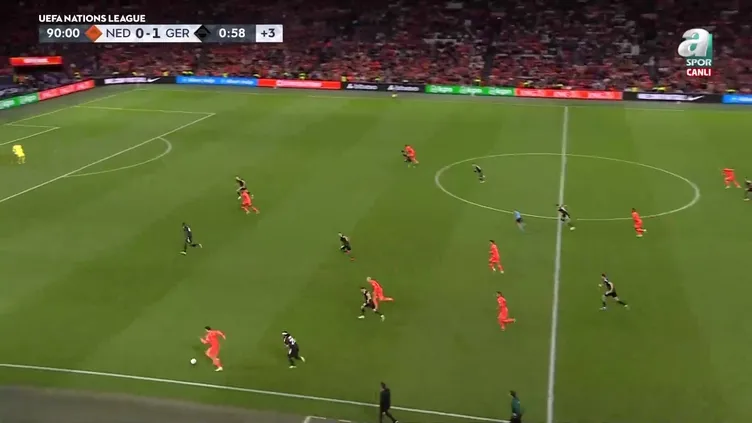 Hollanda 1-1 Almanya GOL: C. Gakpo