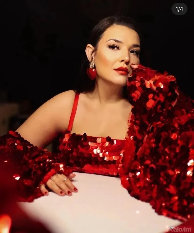 7-gunde-3-kilo-verdiren-tugce-kandemir-diyeti-28lik-sarkici-63-kiloya-fisek-gibi-dustu-1-fincan-yesil-cay-ile-1719823619104.jpeg 7 günde 3 kilo verdiren Tuğçe Kandemir diyeti! 28'lik şarkıcı 63 kiloya fişek gibi düştü! "1 fincan yeşil çay ile..."-6