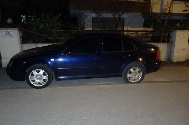 Antalya'da 6 aracın lastikleri patlatıldı