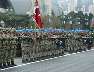 Tarihi meydanda Türk ordusundan gövde gösterisi! Dosta güven düşmana korkuyuz