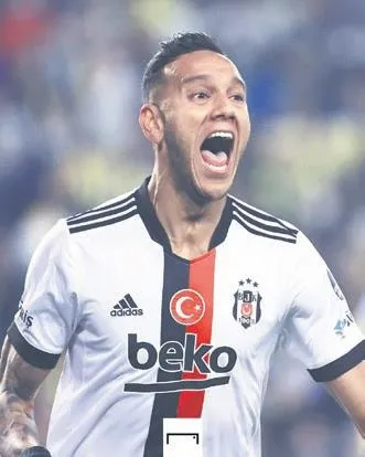 aslan-liderlik-icin-sahada-cimbom-istanbulsporu-maglup-etmesi-halinde-zirveye-cikacak-1671928030181.jpeg Aslan liderlik için sahada! Cimbom, İstanbulspor’u mağlup etmesi halinde zirveye çıkacak-7