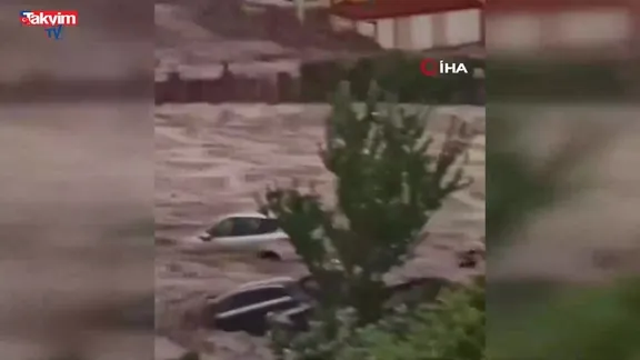 Bulgaristan'da sel felaketi: 3 ölü