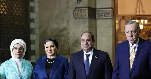 Başkan Recep Tayyip Erdoğan, Sisi ile birlikte İmam Şafi Türbesi'ni ziyaret etti!