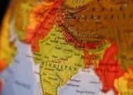 Hindistandan yeni hamle! Çinle bağlantılı 59 mobil uygulamayı yasakladı