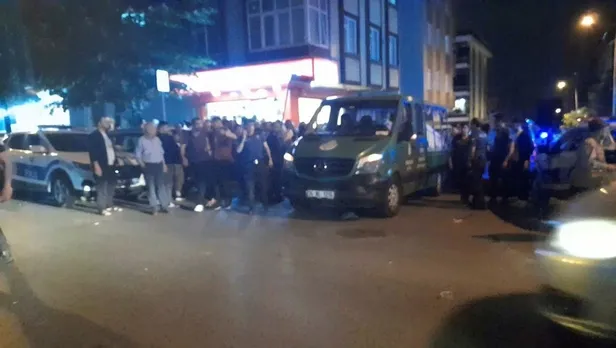 Bağcılar'da gece yarısı facia! 85 yaşındaki kadın 4. kattan düşerek öldü-4