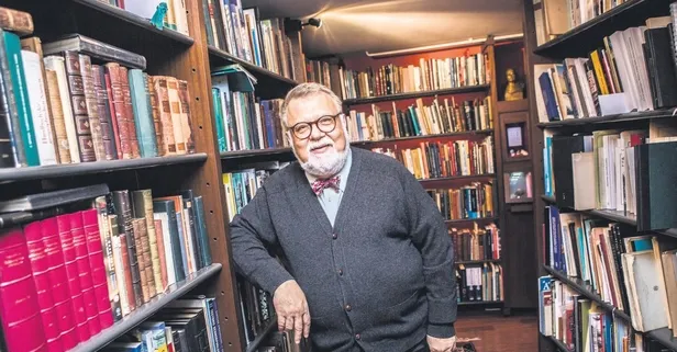 Prof. Dr. Celal Şengör, sınırı aştı! Canlı yayında, bir öğrencsiini nasıl taciz ettiğini anlattı