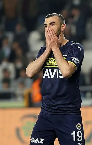 Fenerbahçe, Konya’ya da yenildi taraftarlarını yine kahretti!