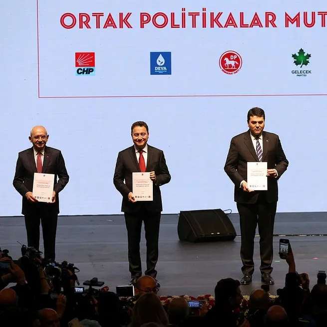 6lı koalisyonda kavga an meselesi! CHP ile İYİ Parti adaylık için karşı karşıya! Kemal Kılıçdaroğlu bastırıyor Meral Akşener direniyor