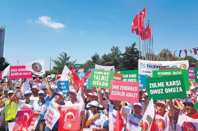 CHP’li belediyelerde işçi kıyımı: 10 bin işçi işten çıkarıldı 60 bin işçi sendikadan istifa ettirildi