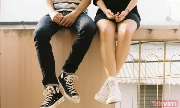 Cassie'nin Paylaşımına Kısa Sürede Yüzlerce Yorum Geldi. Bir Kullanıcı, Geçmişte Yaşadığı Olayı Şu Sözlerle Anlattı: "Eski Sevgilim, Hiç Sevmediği Bir Müzik...