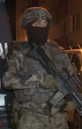 Küçükçekmece'de torbacı operasyonu!