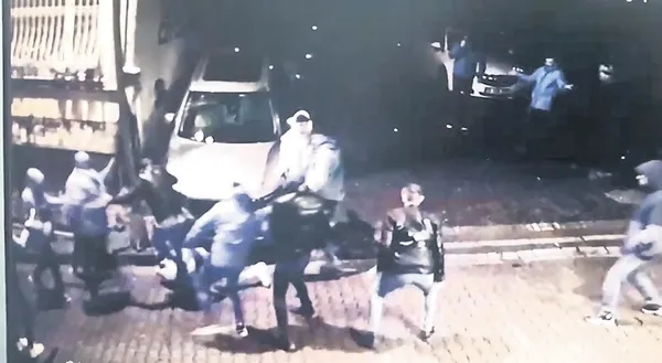 hayret-bir-sea-yillar-once-olumden-donen-denizci-ikinci-oldu-1683580434679.jpeg Hayret bir 'sea': Yıllar önce ölümden dönen denizci ikinci oldu!-7