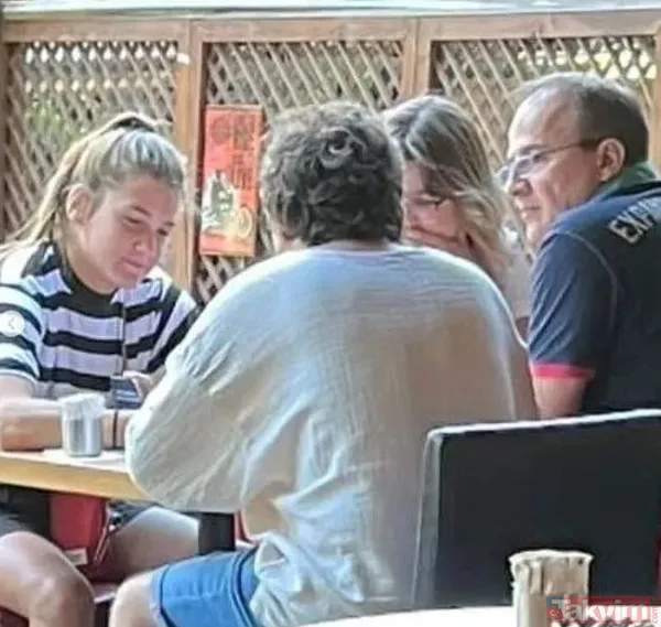 Survivor şampiyonu Nisa sarı bikisiniyle suyun altında pek bir havalı! Aleyna Tilki'nin tahtını çalan Nisa Bölükbaşı... - 9