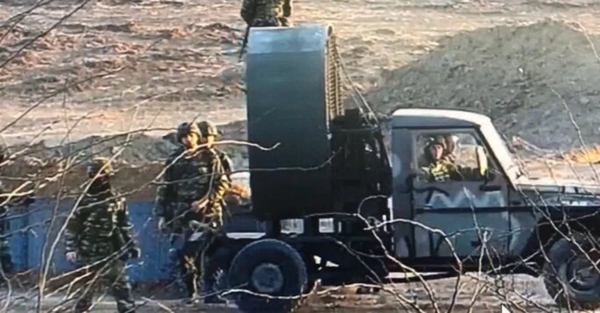 Göçmenlere Yunan zulmü sürüyor! Gaz bombalarının etkisini artırmak için...