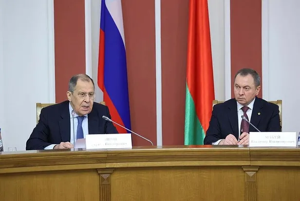 rusya-disisleri-bakani-sergey-lavrov-avrupa-birligi-ulkeleri-kibirli-konusma-aliskanligindan-vazgecmiyor-1606404154770.jpeg Rusya Dışişleri Bakanı Sergey Lavrov: Avrupa Birliği ülkeleri kibirli konuşma alışkanlığından vazgeçmiyor-4