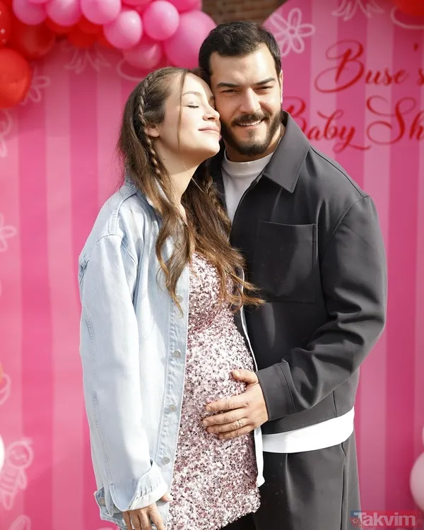 Kuruluş Osman'ın Cladius'u Tayanç Ayaydın’ın “Hayatımın kadını” dediği Amerikalı eşi hayran bıraktı! - 12