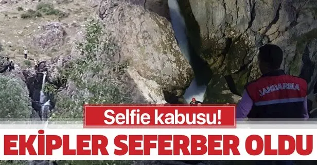 Selfie çeken genç kayalıklardan yuvarlandı