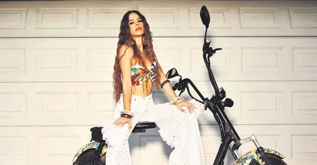 Ünlü şarkıcı Simge Sağın sosyal medya paylaşımıyla gündem oldu: Birtakım kazıklar yedim