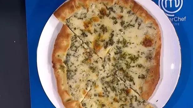 masterchef-pide-tarifleri-bafra-nazilli-konya-bicak-arasi-cicirya-civikli-pide-nasil-yapilir-masterchef-pide-t-1696962694192.jpeg