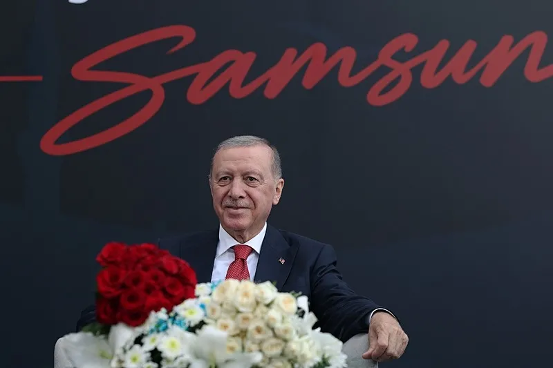 samsunda-genclik-bulusmasi-baskan-erdogandan-onemli-aciklamalar-1789415145849.jpeg Samsun'da Gençlik Buluşması! Engelli vatandaşın sözleri Başkan Erdoğan'ı duygulandırdı: Görüp de inmesem Allah'a bunun hesabını nasıl veririm-4