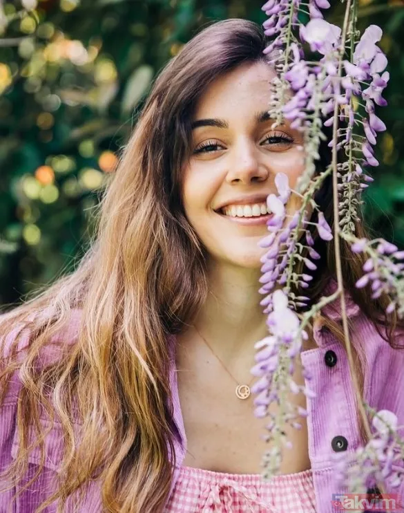 Eser Yenenler'in eşi Berfu Yenenler'den olay kare! Daracık tulumuyla poz verdi görenlerin ağzı açık kaldı: "Buket Aydın olmuşsun" - 6