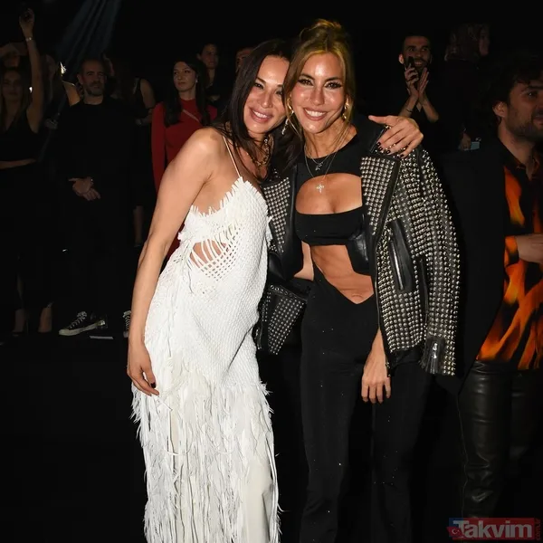 Güzide Duran Ve Çağla Şıkel